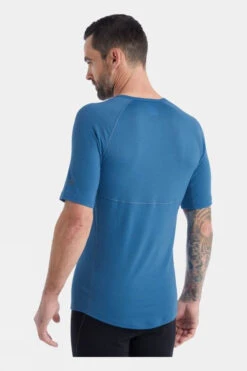 Icebreaker Mens 150 Zone Crewe Tee 7 Icebreaker Mens 150 Zone Crewe Tee -Outdoor Clothing Store a1914049 4041 c
