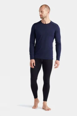 Icebreaker Mens 200 Oasis Long Sleeve Crew Top -Outdoor Clothing Store a1924088 4444 o
