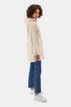 Didriksons Womens Folka Parka 6 -Outdoor Clothing Store b11ad90135 1616 g