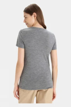 Icebreaker Womens Tech Lite II Scoop Tee -Outdoor Clothing Store b11bac0436 7272 d