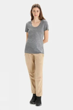 Icebreaker Womens Tech Lite II Scoop Tee -Outdoor Clothing Store b11bac0436 7272 e