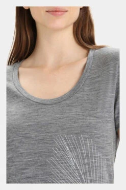 Icebreaker Womens Tech Lite II Scoop Tee -Outdoor Clothing Store b11bac0436 7272 f
