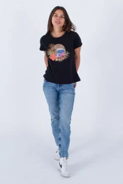 Hurley Womens Leopard Classic Tee 8 Hurley Womens Leopard Classic Tee -Outdoor Clothing Store b11bac0563 7070 e