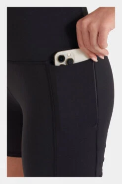 Vuori Womens Studio Pocket Shorts -Outdoor Clothing Store b11caa0151 7070 s