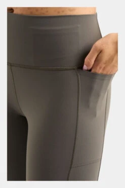 Vuori Womens Studio Pocket Leggings -Outdoor Clothing Store b11ced0044 5050 q