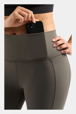 Vuori Womens Studio Pocket Leggings -Outdoor Clothing Store b11ced0044 5050 r