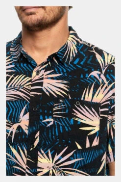 Quiksilver Mens Ripped Up Short Sleeve Shirt -Outdoor Clothing Store b12bcc0127 7087 f