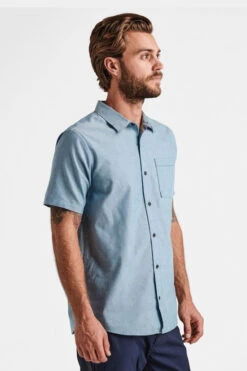 Roark Mens Well Worn Short Sleeve Shirt -Outdoor Clothing Store b12bcc0129 4343 d