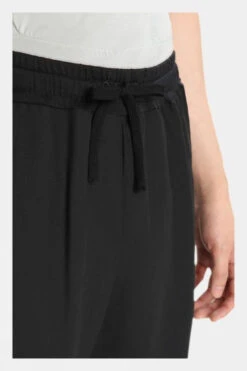 Icebreaker Mens ZoneKnit Merino Shorts -Outdoor Clothing Store b12caa0359 7070 d