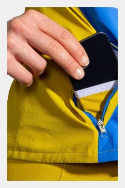 Brooks Womens Canopy Jacket -Outdoor Clothing Store c11ad90008 2040 r