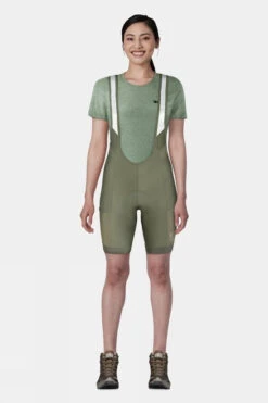 Fjallraven Womens Adventure Bib Shorts 10 Fjallraven Womens Adventure Bib Shorts -Outdoor Clothing Store d11gca0006 5151 v