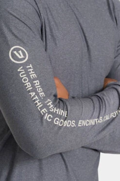 Vuori Mens Uluwatu 23 Long Sleeve T-Shirt -Outdoor Clothing Store f12bac0041 7287 e