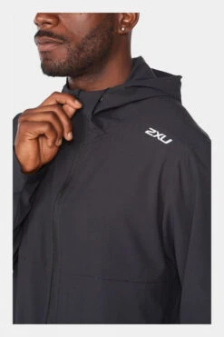 2XU Mens Aero Jacket -Outdoor Clothing Store k1114220 7070 k