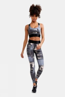 Craft Womens ADV Charge Sports Bra -Outdoor Clothing Store k25142897087q